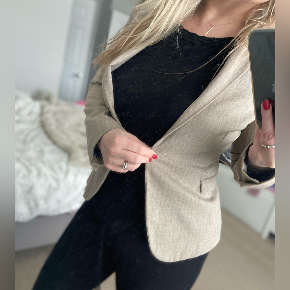 ZARA Basics Beige mini stripe blazer M lined